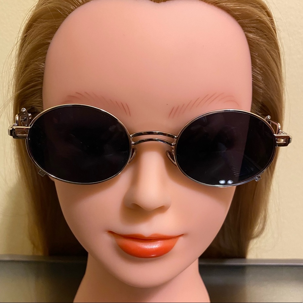 (UNISEX) Black & Silver Oval Frames